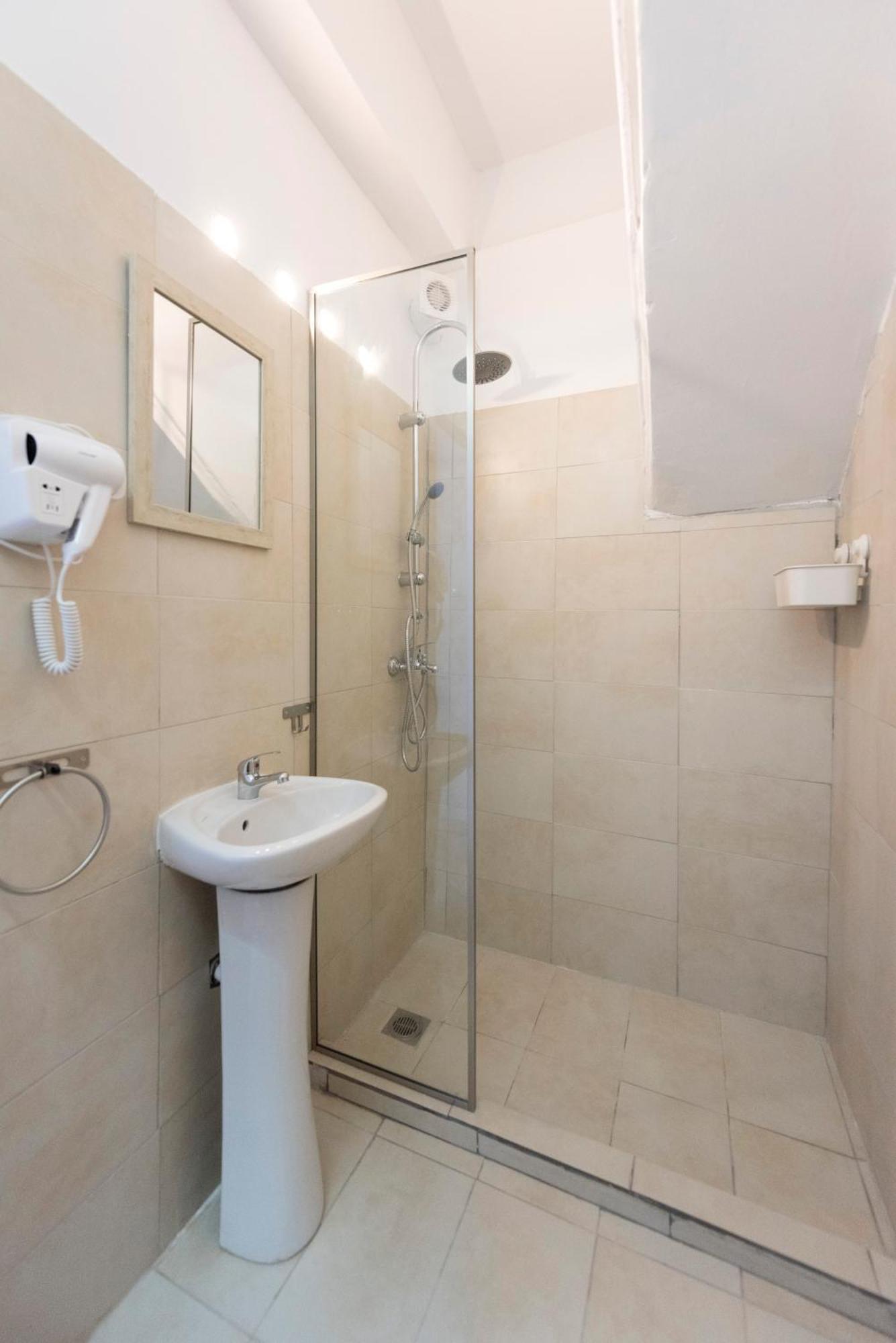 Ati-Key Residence أثينا المظهر الخارجي الصورة